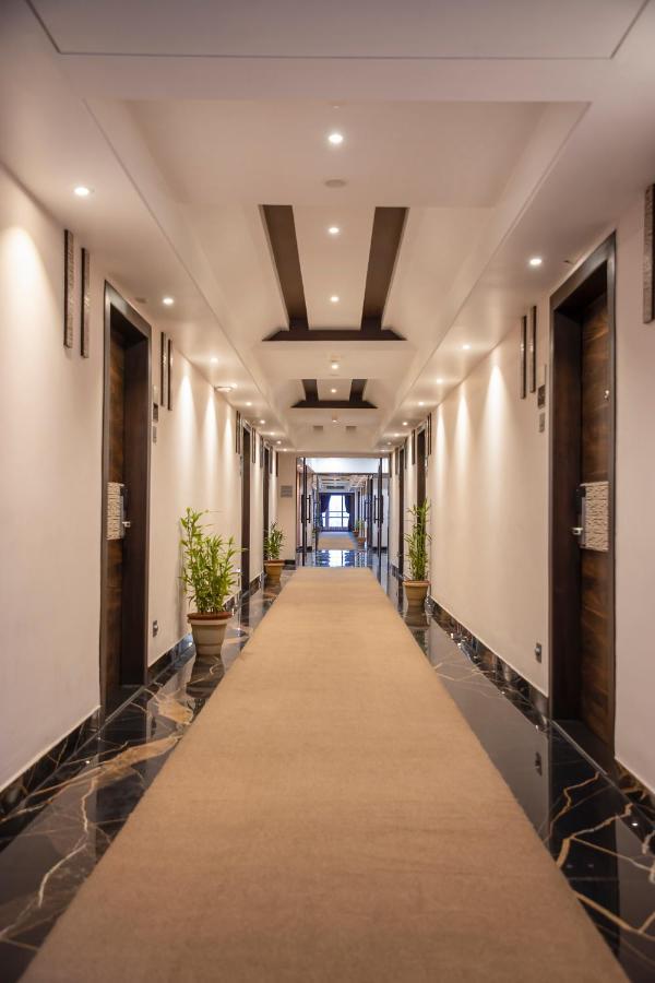 Hotel Rajmahal Gauháti Kültér fotó