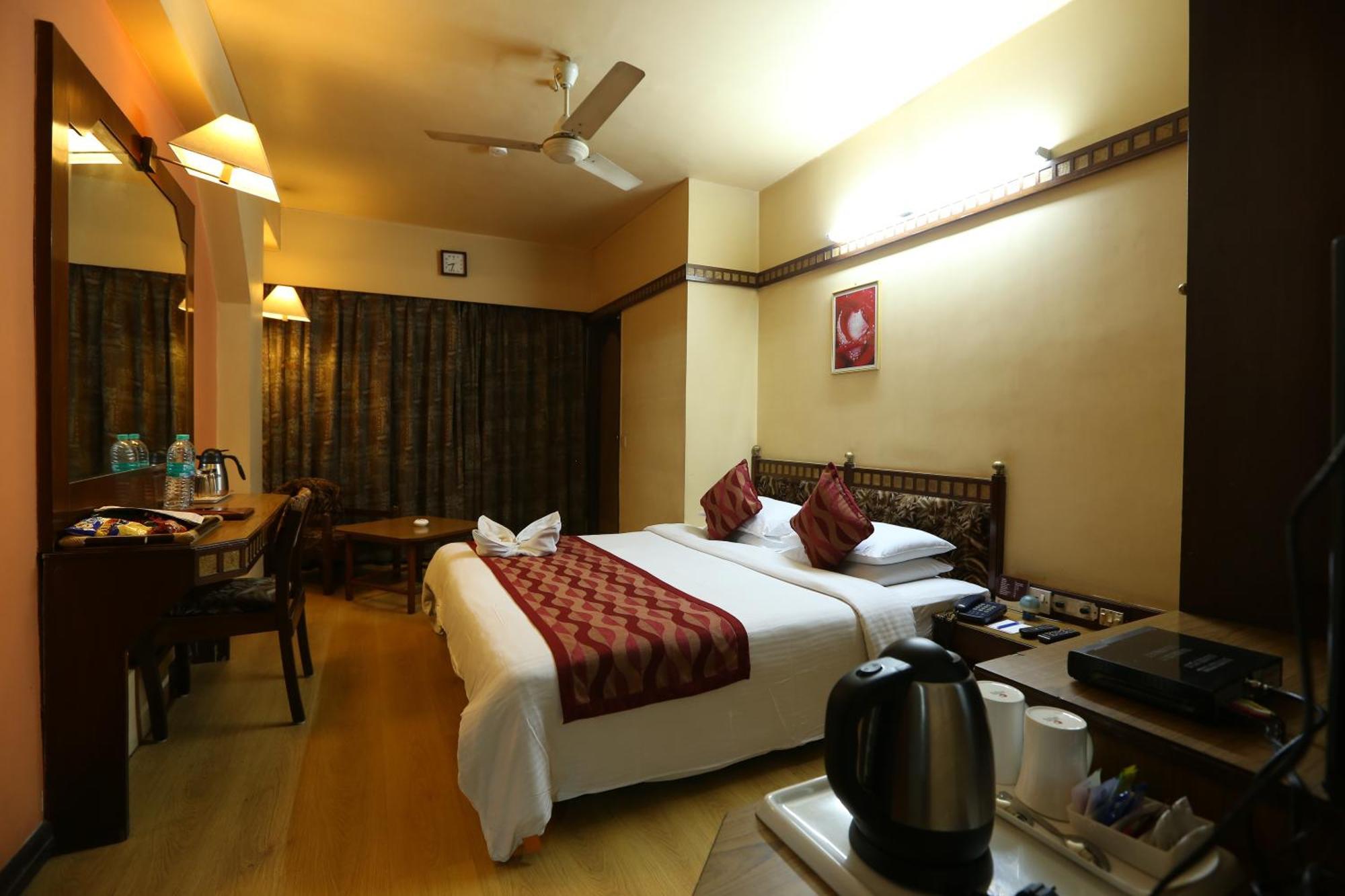 Hotel Rajmahal Gauháti Kültér fotó