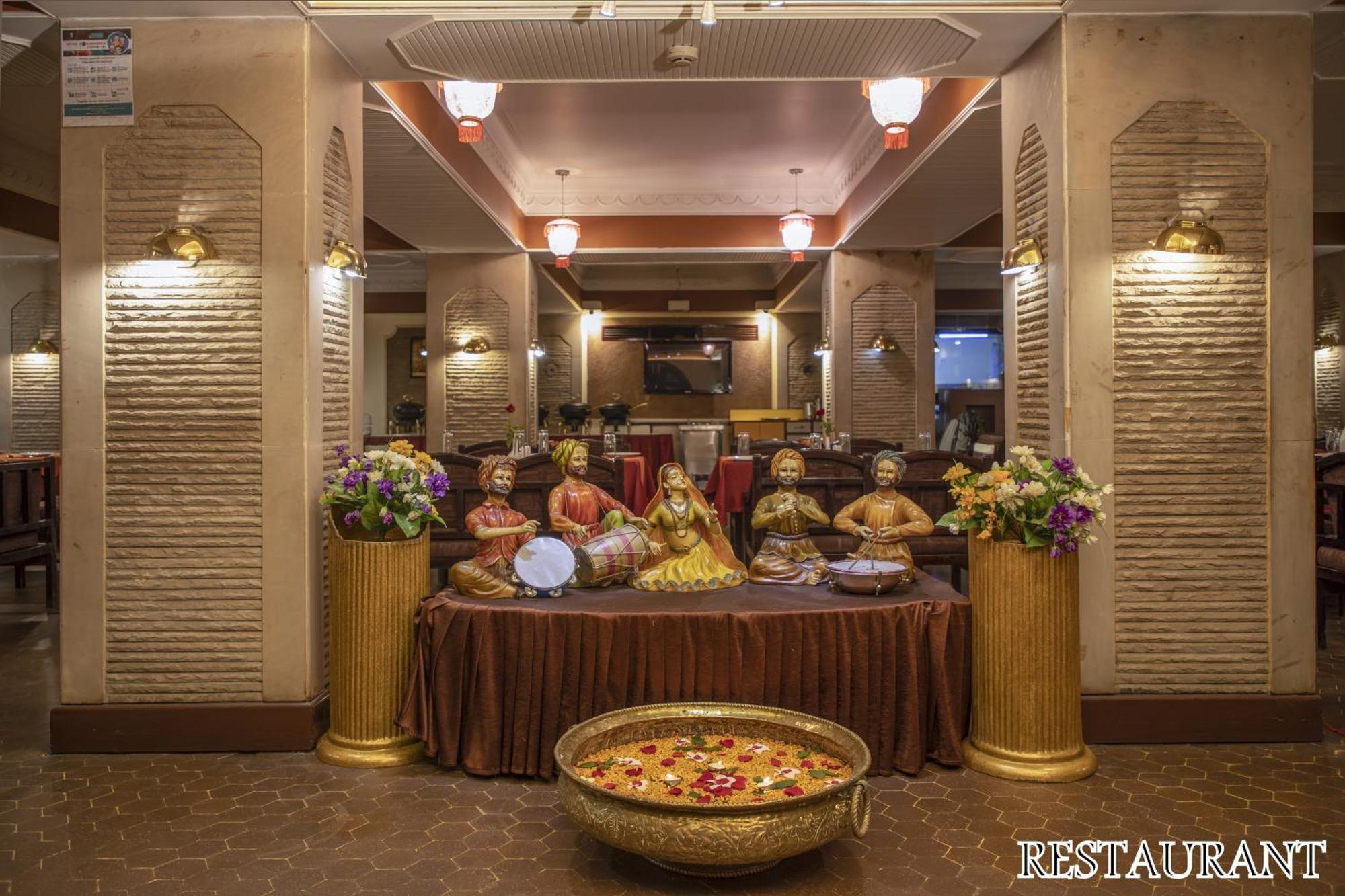 Hotel Rajmahal Gauháti Kültér fotó
