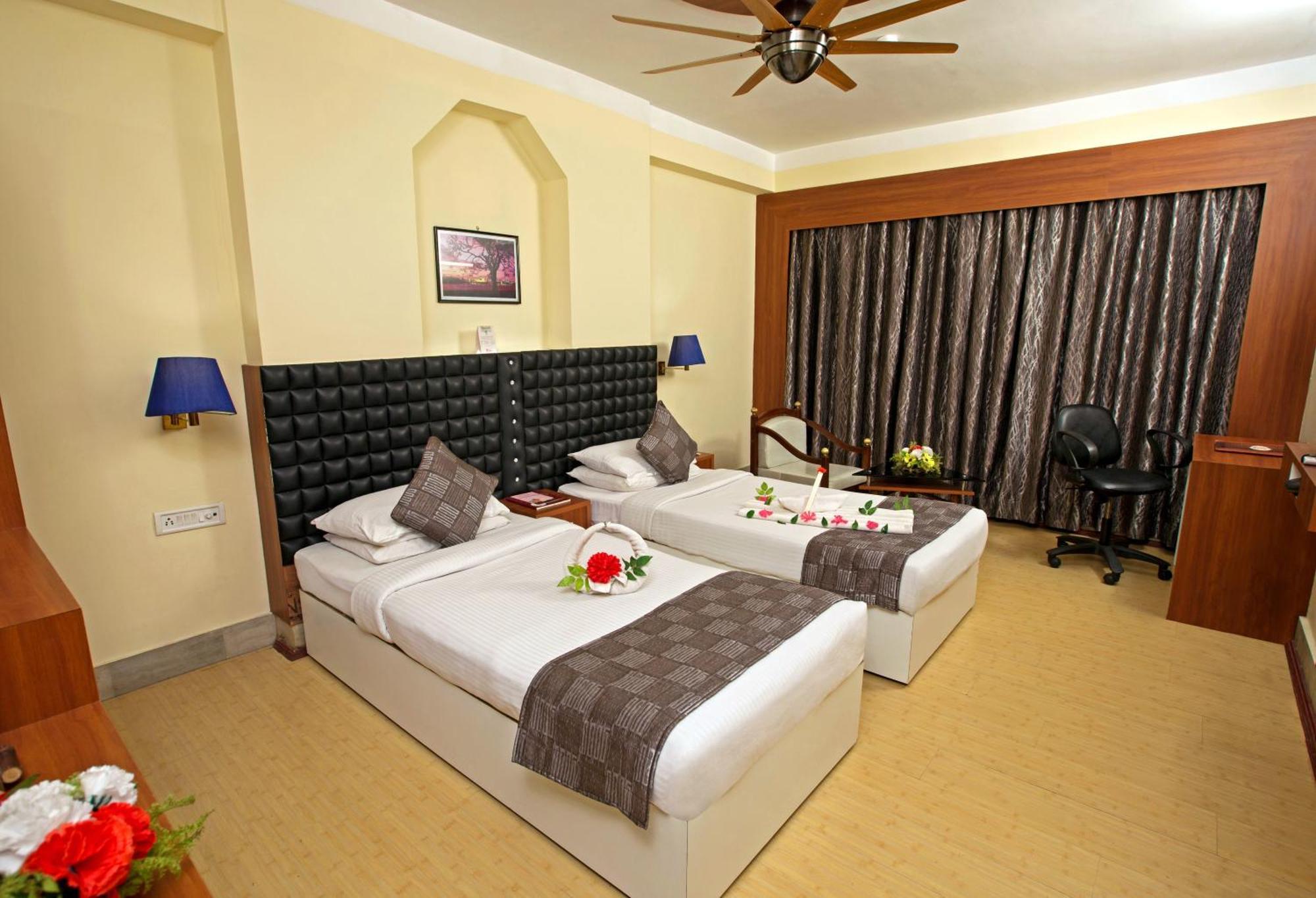 Hotel Rajmahal Gauháti Kültér fotó
