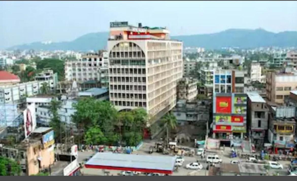 Hotel Rajmahal Gauháti Kültér fotó
